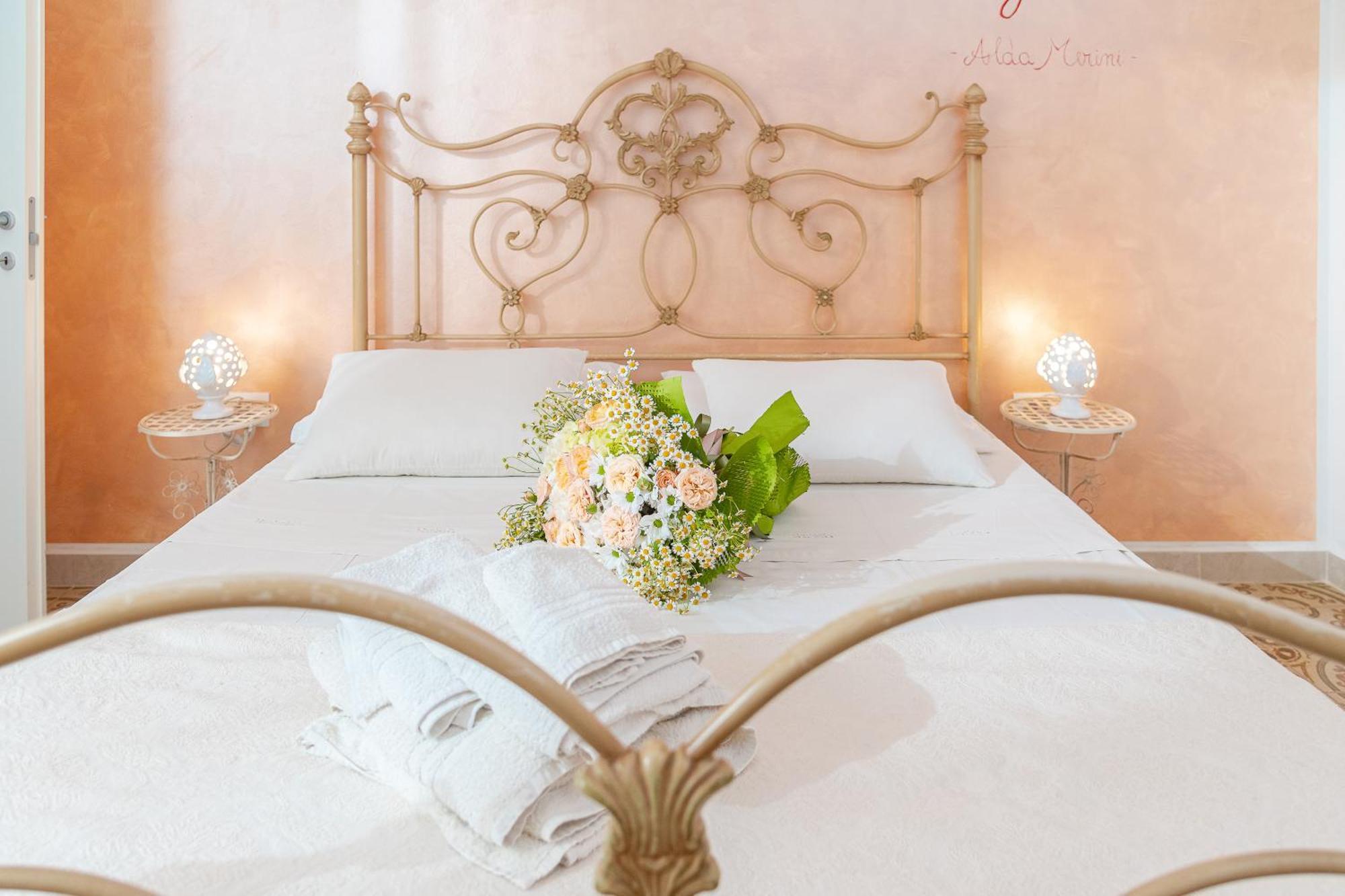 Bed and Breakfast Casa Poesia Торре-Сан-Джованні-Удженто Екстер'єр фото