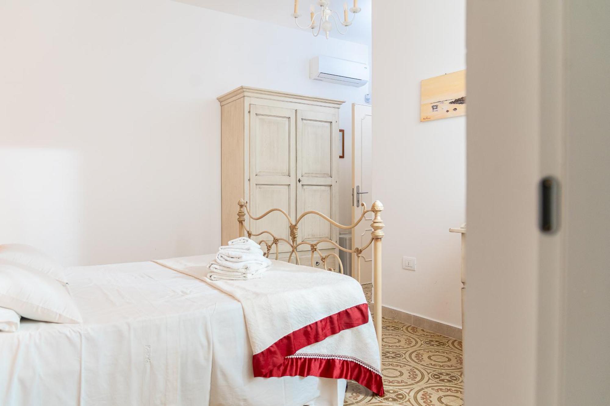 Bed and Breakfast Casa Poesia Торре-Сан-Джованні-Удженто Екстер'єр фото